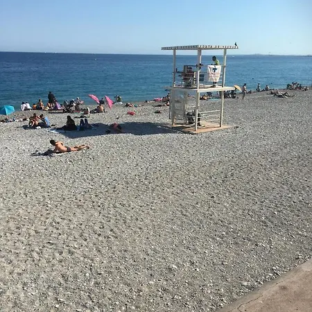 Fully Equipped For 3, Near Negresco *