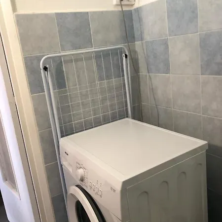 شقة Fully Equipped For 3, Near Negresco