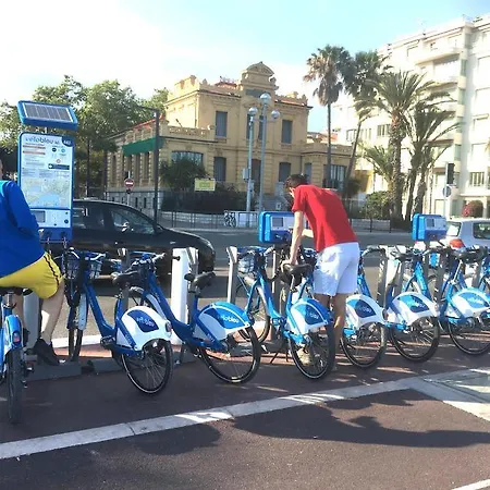 Fully Equipped For 3, Near Negresco *