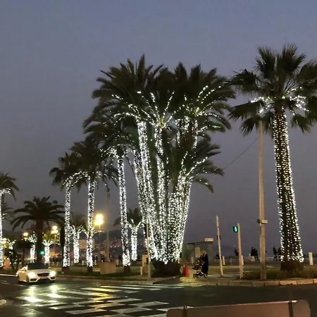 شقة Fully Equipped For 3, Near Negresco