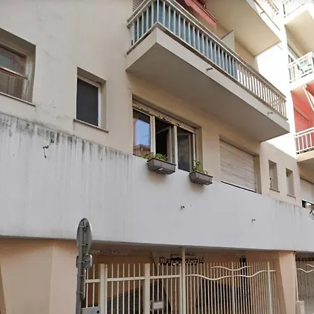 Fully Equipped For 3, Near Negresco * Niza