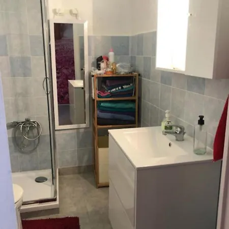 Fully Equipped For 3, Near Negresco Apartament